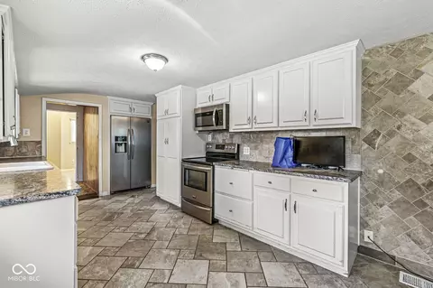 Kitchen - 315 W High St, Pendleton, IN 46064 photo 1 of 1