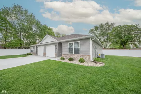 1491 Coen Ct, Columbus, IN 47201