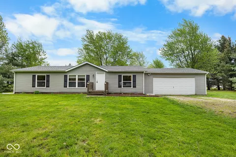 11892 N 400 W, Romney, IN 47981