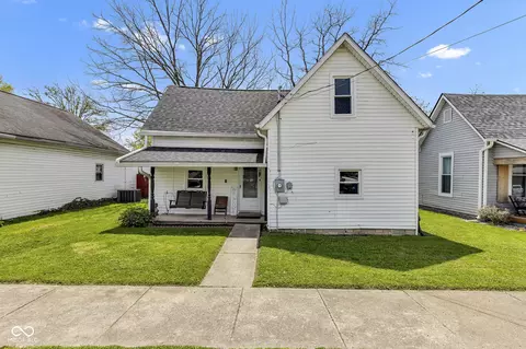 223 Grove St, Greenfield, IN 46140