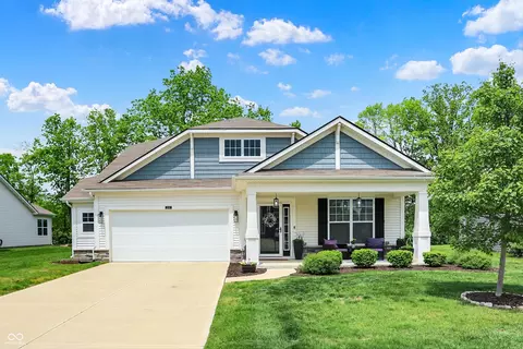 5580 Pintail Ln, Greenwood, IN 46143