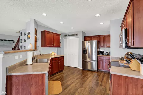 9557 W Lantern Ln, Pendleton, IN 46064 photo 10