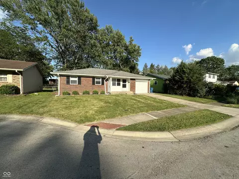 2453 Larnie Ln, Indianapolis, IN 46219