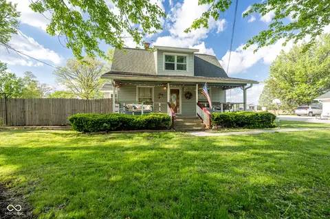 5642 Railroad Ave, Crawfordsville, IN 47933