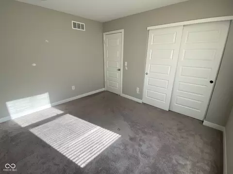 Bedroom - 9074 Larson Dr, Pendleton, IN 46064 photo 7 of 14