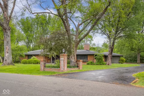 820 North Dr, Seymour, IN 47274