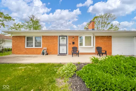 3846 Alsace Pl, Indianapolis, IN 46226