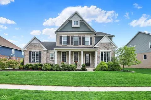 11323 Still Creek Dr, Zionsville, IN 46077