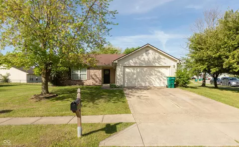 1157 Fielding Ln, Franklin, IN 46131