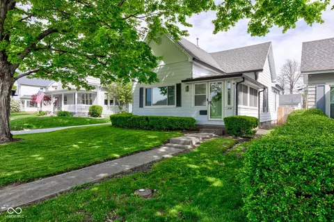 216 W Adams St, Tipton, IN 46072