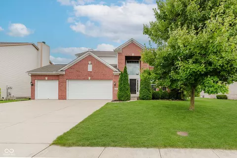 6839 Powder Dr, Indianapolis, IN 46259