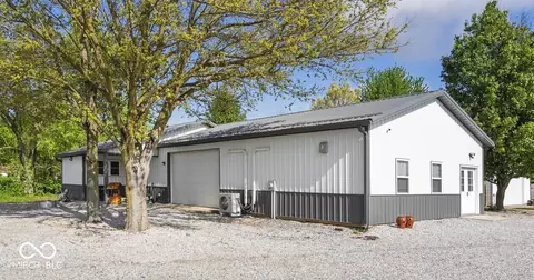136 S Hillcrest Dr, Rockville, IN 47872