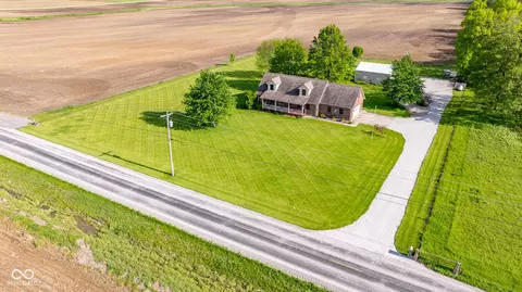 2221 W County Road 500 N, Danville, IN 46122