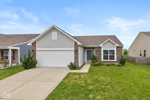 4752 Chip Shot Ln, Indianapolis, IN 46235