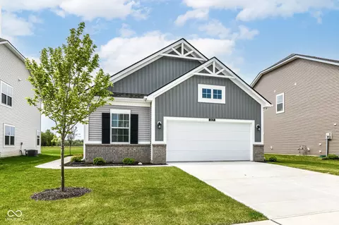 1829 James Pierce Dr, Shelbyville, IN 46176