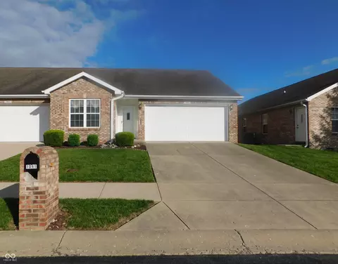 1041 E Crown Pointe Blvd, Greensburg, IN 47240