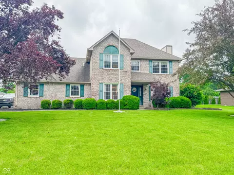 8798 Surrey Dr, Pendleton, IN 46064