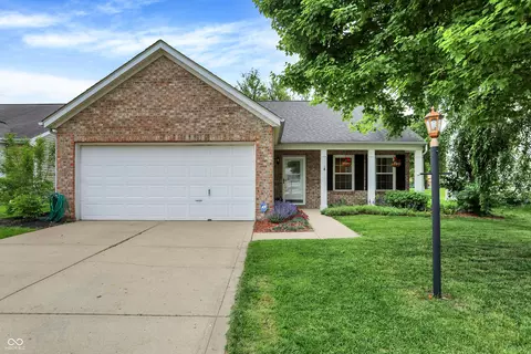 12257 Driftstone Dr, Fishers, IN 46037