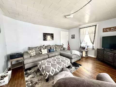 Living - 205 E Washington St, Roachdale, IN 46172 photo 1 of 4