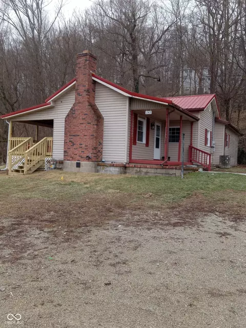 243 S Grand Ave, Connersville, IN 47331