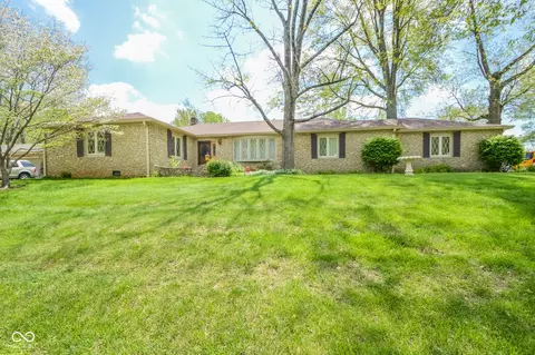 10827 Wonderland Dr, Indianapolis, IN 46239