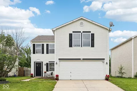 2545 Harvest Moon Dr, Greenwood, IN 46143