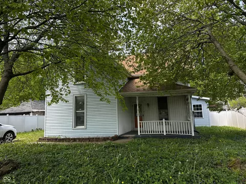 9976 W Center St, Anderson, IN 46011