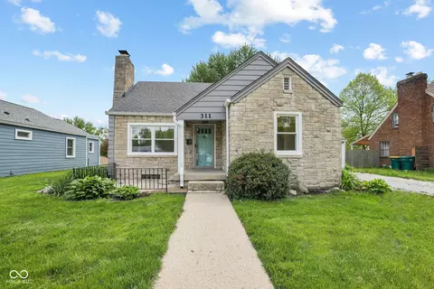 311 Duffey St, Plainfield, IN 46168 photo 2