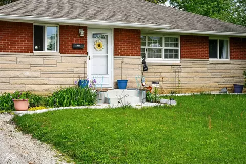 349 Clark Ave, Beech Grove, IN 46107