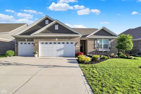 6153 Dugan Dr, Whitestown, IN 46075