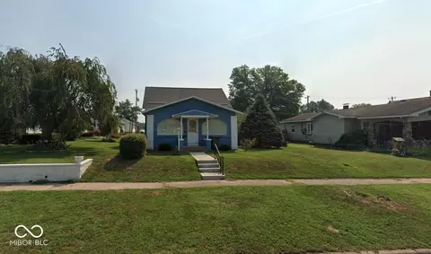 329 S Court St, Sullivan, IN 47882