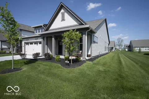 345 Ehrlich Ln, Westfield, IN 46074