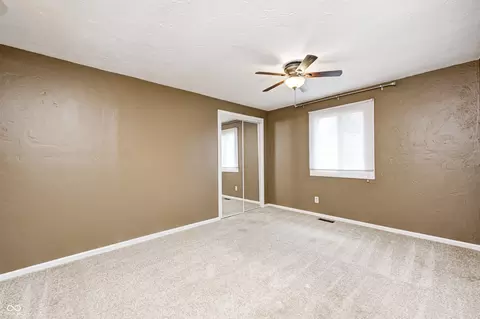 Bedroom - 101 N Westbury Rd, Pendleton, IN 46064 photo 4 of 7