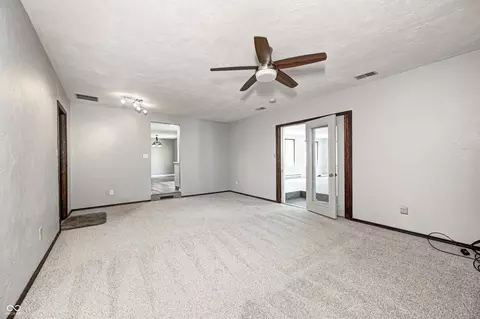Living - 101 N Westbury Rd, Pendleton, IN 46064 photo 5 of 7