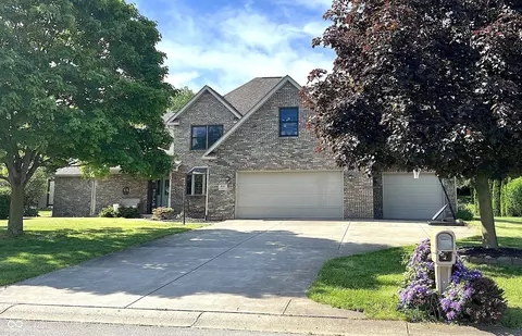941 W Barouche, Pendleton, IN 46064 photo 1