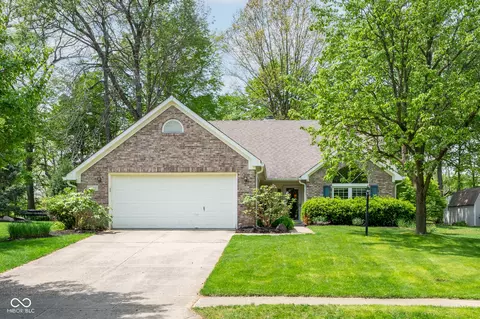 19519 Creekview Dr, Noblesville, IN 46062