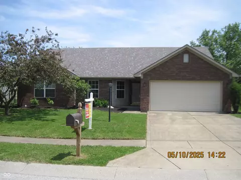 533 Charnwood Pkwy, Beech Grove, IN 46107