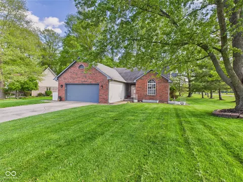 1356 S Catamaran Cir, Cicero, IN 46034
