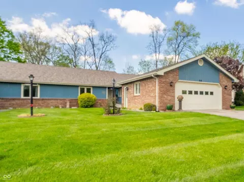 618 N Buckingham Ct, Anderson, IN 46013