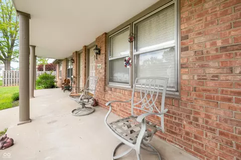 Exterior - 5120 Apache Ct, Columbus, IN 47203 photo 5 of 11