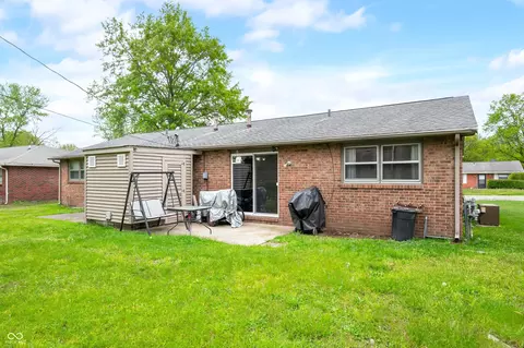 Exterior - 5120 Apache Ct, Columbus, IN 47203 photo 10 of 11