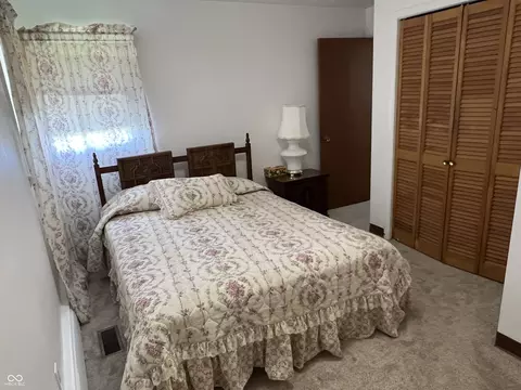 Bedroom - 2927 E 8th St, Anderson, IN 46012 photo 1 of 4