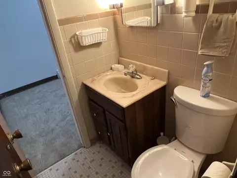 Bath - 2927 E 8th St, Anderson, IN 46012 photo 2 of 2