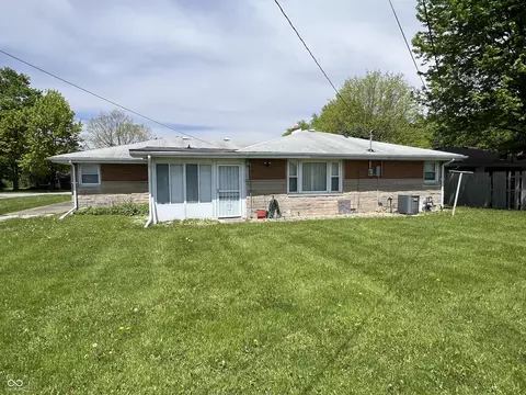 Exterior - 2927 E 8th St, Anderson, IN 46012 photo 7 of 9