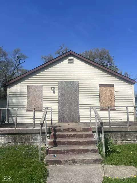 3242 Collier St, Indianapolis, IN 46221