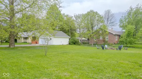 Exterior - 1709 E Loretta Dr, Indianapolis, IN 46227 photo 2 of 2