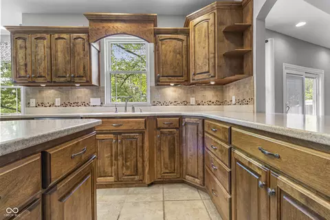 13909 Springmill Rd, Carmel, IN 46032 photo 16