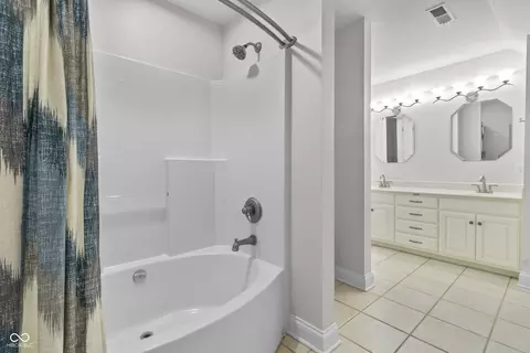 13909 Springmill Rd, Carmel, IN 46032 photo 31