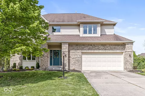 6818 Bluffridge Dr, Indianapolis, IN 46278