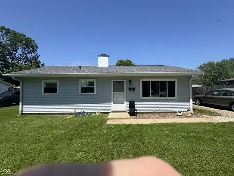 144 Bel Aire Dr, Whiteland, IN 46184